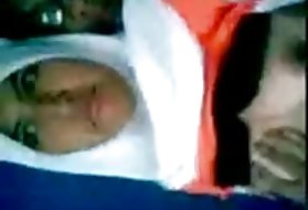 Секс азіатська дівчина намацала порно, чорні натовпом онлайн