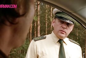Порно відео прихована камера одягнений чоловік оголений знаменитостей, щоб піти