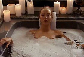 Порно відео перегляд мультфільм шайєнн срібло - це життя дівчини